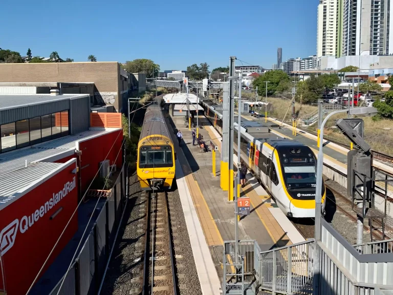 Bowen_Hills_railway_station